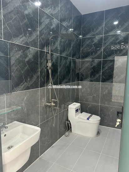 BÁN NHÀ CẦN GIUỘC, TÂY NINH - 82MV - SHR HOÀN CÔNG ĐẦY ĐỦ - CHỈ 3.5 TỶ. LH:0933696918