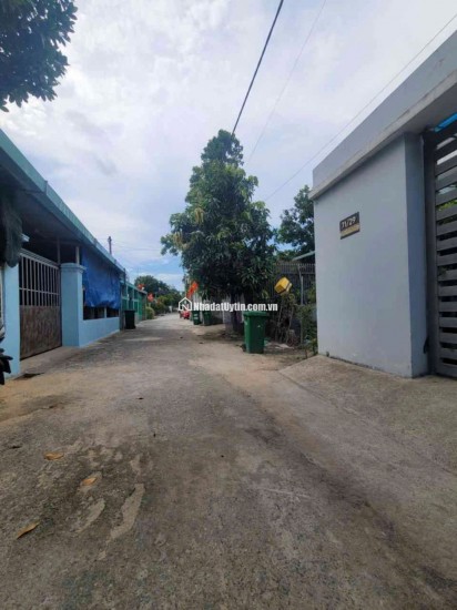 BIỆT THỰ SÂN VƯỜN 313M2 - CHỢ XUÂN THỚI THƯỢNG - FULL NỘI THẤT - 8TỶ960TR LH:0369571337.