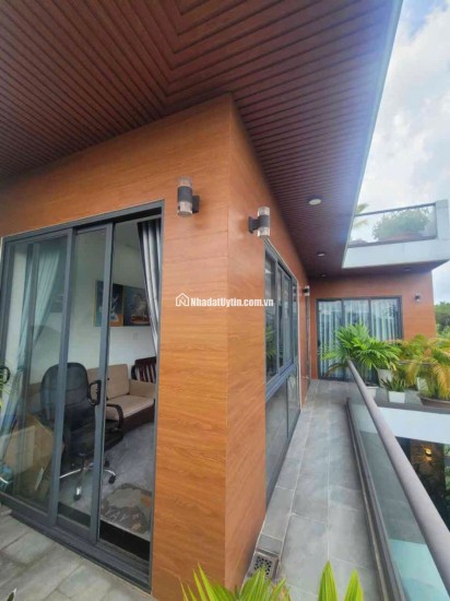 BIỆT THỰ SÂN VƯỜN 313M2 - CHỢ XUÂN THỚI THƯỢNG - FULL NỘI THẤT - 8TỶ960TR LH:0369571337.