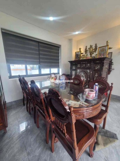 BIỆT THỰ SÂN VƯỜN 313M2 - CHỢ XUÂN THỚI THƯỢNG - FULL NỘI THẤT - 8TỶ960TR LH:0369571337.