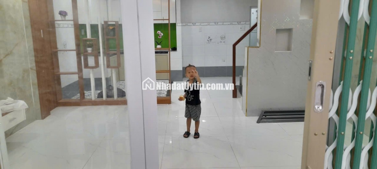 BÁN NHÀ PHƯỜNG BÌNH TIÊN, HỒ CHÍ MINH 40MV SHR CHỈ 4 TỶ. LH:0933627201