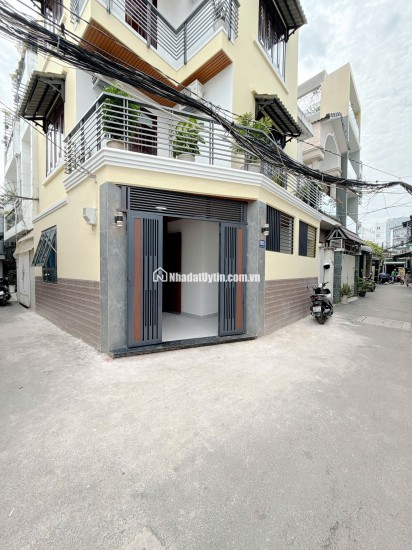 NHÀ GÓC 2 MẶT TIỀN – VỊ TRÍ SIÊU ĐẸP – 9.6 TỶ - HH 1% NHỜ ACE GIỚI THIỆU. LH:0938288389.
