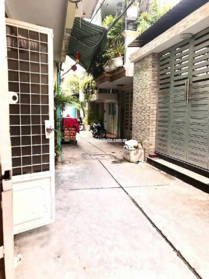 Tân Bình-  hoàn công  3.5*7.5m - 3 tầng Btct - hẻm thẳng 1 trục