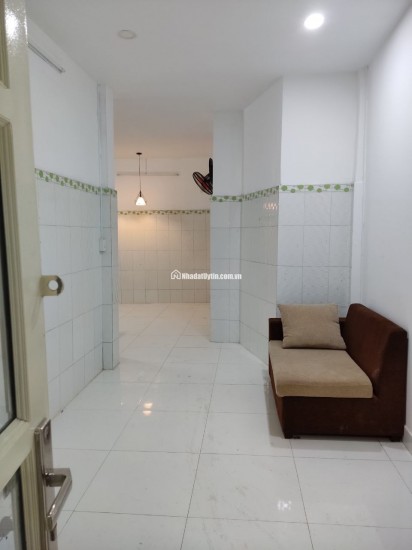 Cho thuê nhà nguyên căn hẻm Dương Bá Trạc – Phường Chánh Hưng, TP.HCM
