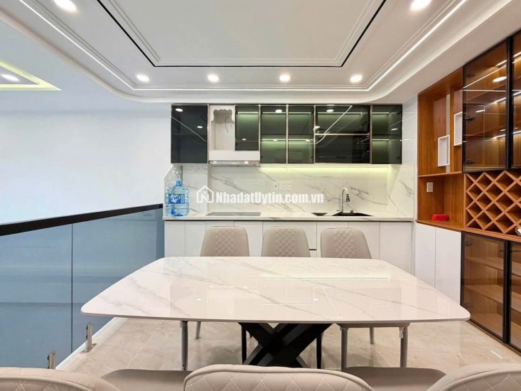CẦN BÁN NHÀ XÂY MỚI CAO CẤP – HẺM XE HƠI BẠCH ĐẰNG, PHƯỜNG BÌNH THẠNH. LH:0909964978.
