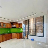 NHÀ 3T ÔNG ÍCH KHIÊM – ĐƯỜNG Ô TÔ 5M, GẦN BIỂN – HƠN 5 TỶ