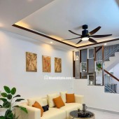 Bán nhà phố miếu hai xã, 3 mặt thoáng