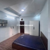 CHO THUÊ PHÒNG TRỌ MẶT TIỀN ĐƯỜNG ĐẶNG CHẤT P2 Q8. LH:0949757339