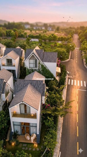 BÁN GẤP VILLAS CHUẨN NGHĨ DƯỠNG GẦN HỒ NGỌC BẢO LỘC - CHỈ CẦN THANH TOÁN TRƯỚC 660 TRIỆU NHẬN NGAY CHÌA KHÓA