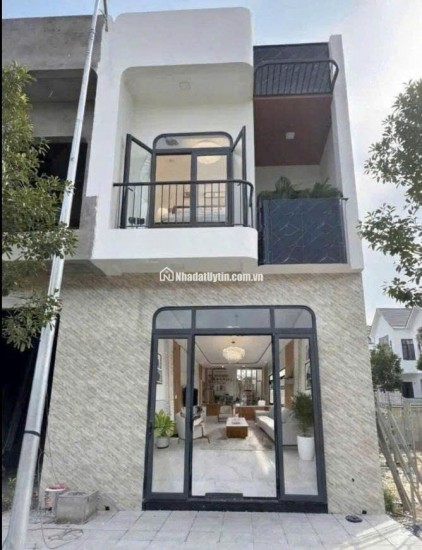  Nhà phố 2 trệt 1 lầu – 3PN 3WC – An cư hôm nay, giá trị bền vững