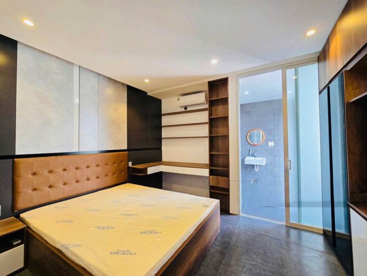 BÁN NHÀ ĐẸP TẠI VỊ TRÍ CỰC HOT TẠI LIÊN CHIỂU DIỆN TÍCH SỬ DỤNG HƠN 180m2 GIÁ CHỈ 4 TỶ HƠN 