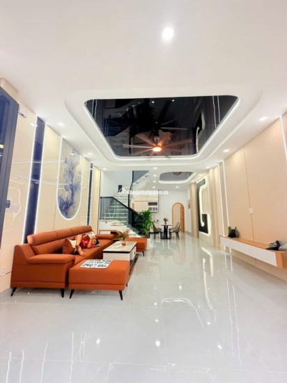 SIÊU PHẨM HẺM XE Ô TÔ NẰM NGAY HƯƠNG LỘ 2, CÓ PHÒNG TRỆT, GIÁ NHỈNH 6,x TỶ. LH:0922146536