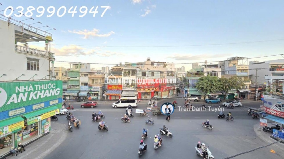 Bán siêu phẩm nhà đẹp căn góc vòng xoay đầu tư kinh doanh