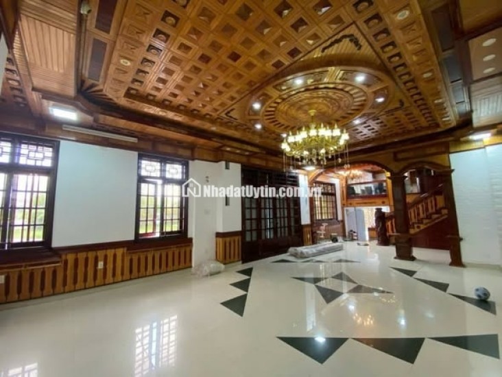 CHUYỂN NHƯỢNG NHÀ 3 TẦNG GÓC 2MT ĐƯỜNG TRẦN THÁNH TÔNG. LH 0905233234