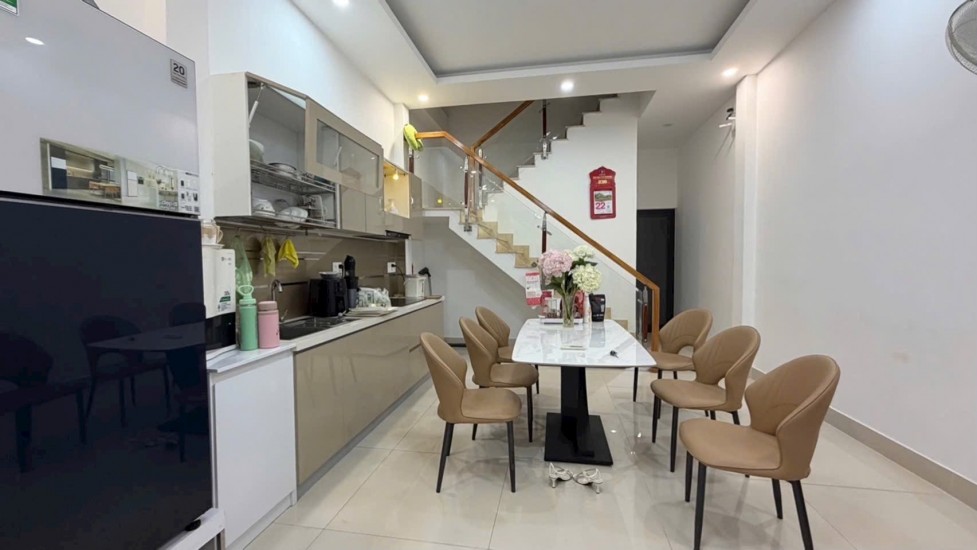 NHÀ 2 TẦNG KIỆT OTO ĐIỆN BIÊN PHỦ