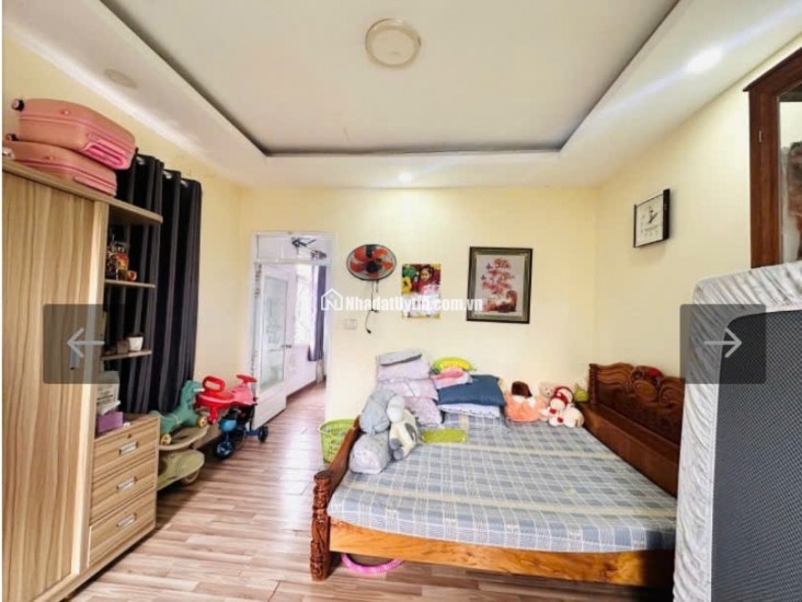 Nhà 2 mặt thoáng 2 tầng - hoàn công đủ - ngang 5.8. lh:0966856870
