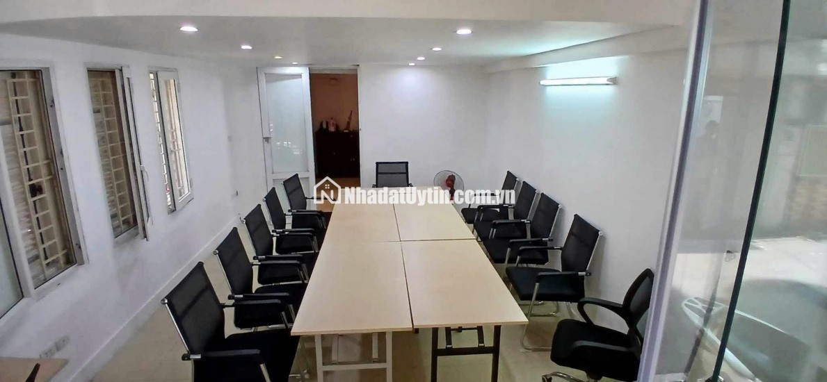 CHO THUÊ MB KINH DOANH T1. NGÕ 91 Đ.NGUYỄN CHÍ THANH, HÀ NỘI, 30 M2. LH:0889254254