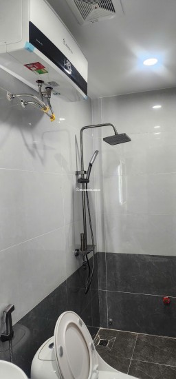 BÁN NHÀ 7 TẦNG, GÓC 3 MẶT ĐƯỜNG, SỐ 4 NGÕ 521 NGUYỄN TRÃI. LH:0393111533 HOẶC 0934306688.