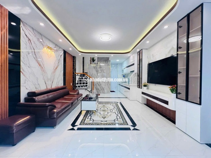 BÁN NHÀ NGAY CÔNG VIÊN GIA ĐỊNH – 33MV 5 TẦNG FULL NỘI THẤT 6,9 TỶ. LH:0908120770