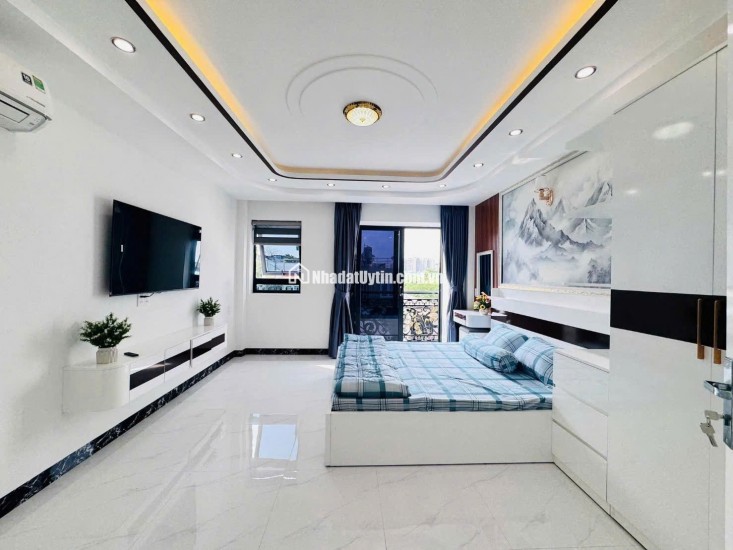 BÁN NHÀ NGAY CÔNG VIÊN GIA ĐỊNH – 33MV 5 TẦNG FULL NỘI THẤT 6,9 TỶ. LH:0908120770