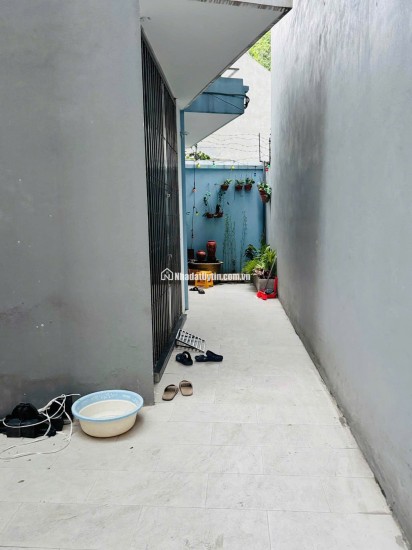 HÀNG HIẾM BÁN ĐẤT NGUYỄN VĂN LINH, LONG BIÊN  SAU 1 NHÀ RA Ô TÔ TRÁNH  KHU VỰC ĐANG PHÁT TRIỂN 31M²  MT 3,5M  4,6 TỶ.