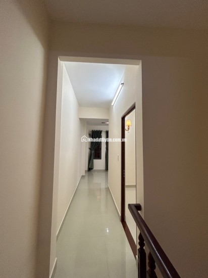 Cần bán gấp nhà mặt phố tại khu vực Nguyễn Công Hoan
