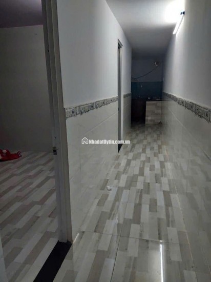 NHÀ CẤP 4 (4x20) GÁC ĐÚC SUỐT 4X15 ĐÔNG THẠNH HÓC MÔN LH:0395276851