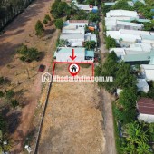 Chính chủ bán đất . tặng căn nhà cấp 4. đang cho thuê và có thu nhập ổn định. ngay tại Phường thuận an. TP.HỒ CHÍ MINH.
